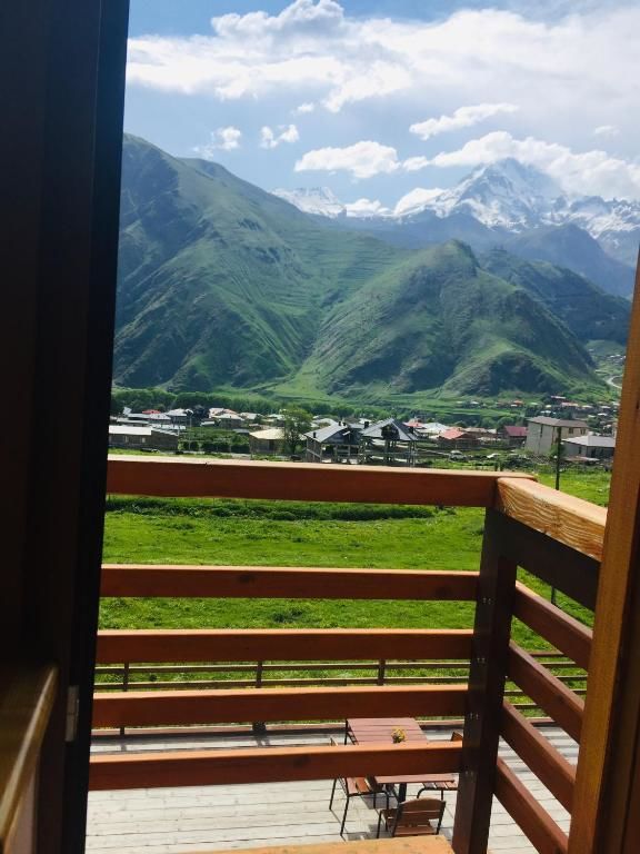 Отель Alpenhaus Kazbegi Hotel & Restaurant Степанцминда-53