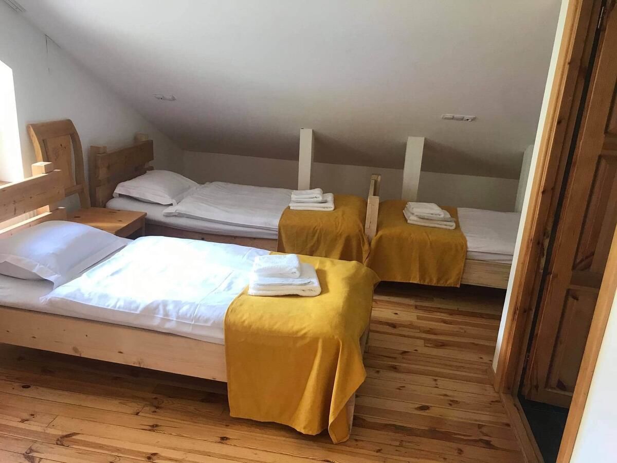 Отель Alpenhaus Kazbegi Hotel & Restaurant Степанцминда